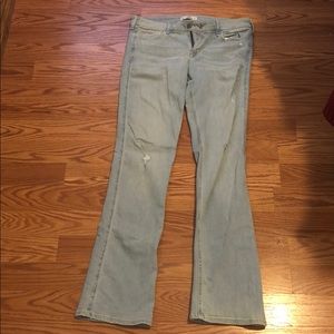 Bootcut light wash jeans